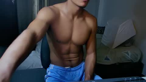 Snapshot of jhon_wich2 chatting on 5, 6, 2026 Jhon wich2 online show from 5, 6, 2026