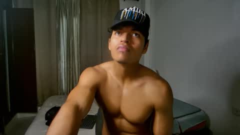 Snapshot of jhon_wich2 chatting on 9, 6, 2026 Jhon wich2 online show from 9, 6, 2026