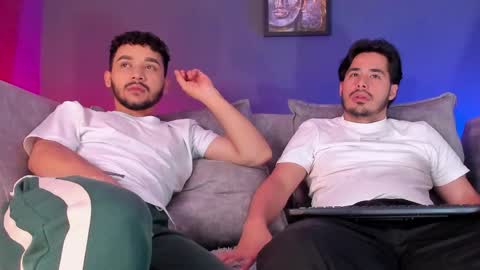 Snapshot of jhonandjonny chatting on 20, 4, 2026 Jhon and jonny online show from 20, 4, 2026
