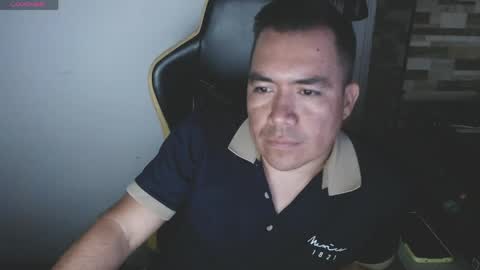 Snapshot of jhonatan_morales_s chatting on 4, 4, 2026 jhonatan_morales_s online show from 4, 4, 2026