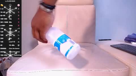 Snapshot of jhonblacke chatting on 31, 1, 2025 jhon online show from 31, 1, 2025