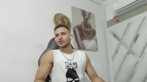 Snapshot of jhonny_flames7 chatting on 16, 12, 2024 jhonny online show from 16, 12, 2024