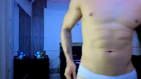 Snapshot of jhonny_flames7 chatting on 17, 4, 2026 jhonny online show from 17, 4, 2026