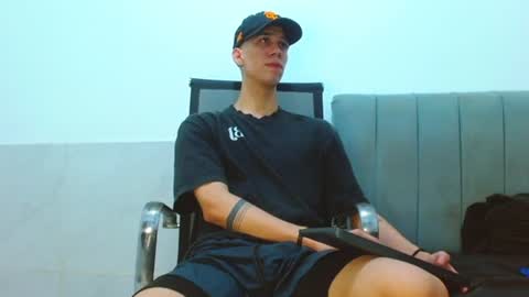 jhony_sex3 online show from 7, 7, 2026