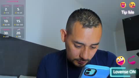 Jhony Alzate online show from 8, 2, 2025