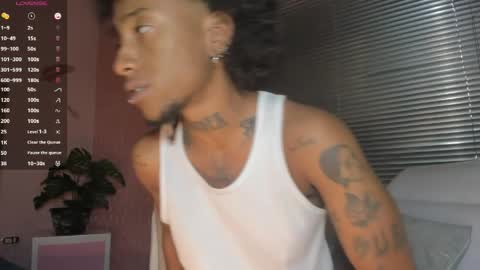 Snapshot of jhonymiller chatting on 2, 4, 2026 jhonymiller online show from 2, 4, 2026