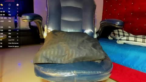 Snapshot of jhonymiller chatting on 5, 4, 2026 jhonymiller online show from 5, 4, 2026