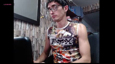 jhosuamoore2 online show from 10, 7, 2026