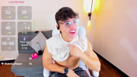 jhoumod_21 online show from 9, 9, 2025