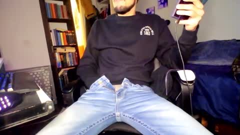 Snapshot of jhp_kinky_2000 chatting on 4, 1, 2025 kinky party boy online show from 4, 1, 2025