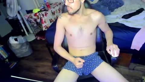 Snapshot of jhp_kinky_2000 chatting on 15, 1, 2025 kinky party boy online show from 15, 1, 2025