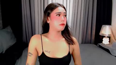 jhuliana_and_charles_room online show from 26, 10, 2025