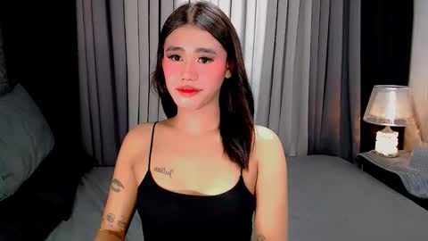 jhuliana_and_charles_room online show from 2, 11, 2025