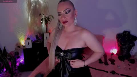 jianilnescoth online show from 8, 10, 2025