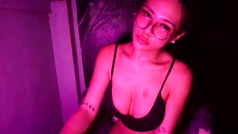 Snapshot of jillian_fuckdoll chatting on 19, 5, 2026 jillian_fuckdoll online show from 19, 5, 2026