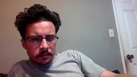 Snapshot of jimmac98 chatting on 6, 1, 2025 james online show from 6, 1, 2025