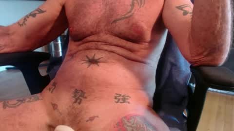 Snapshot of jimshard7x6 chatting on 13, 2, 2025 cock model bathing suit model online show from 13, 2, 2025