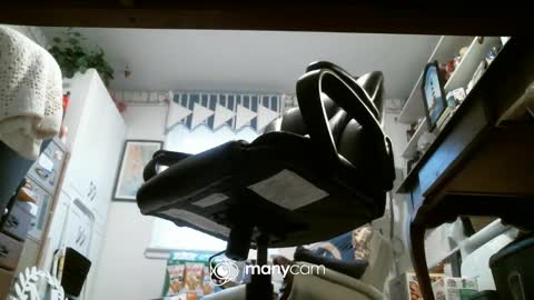 Snapshot of jimsundies chatting on 27, 12, 2024 jimwellhung online show from 27, 12, 2024