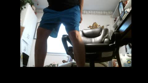Snapshot of jimsundies chatting on 6, 2, 2025 jimwellhung online show from 6, 2, 2025