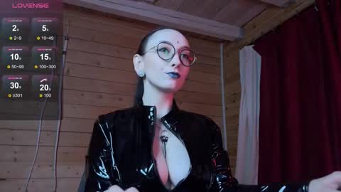 Jinhee Noir online show from 8, 2, 2026