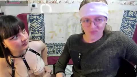 Snapshot of jinnbook chatting on 4, 4, 2026 JinnBook online show from 4, 4, 2026