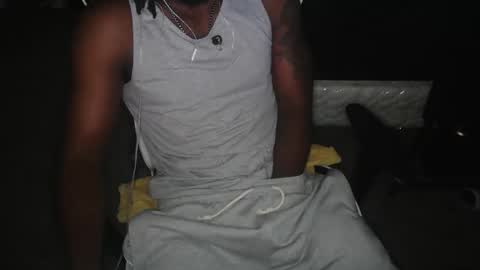 Snapshot of jinxbear1 chatting on 14, 12, 2025 Jinxbear1 online show from 14, 12, 2025