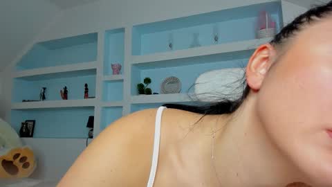 Juliee online show from 17, 12, 2025