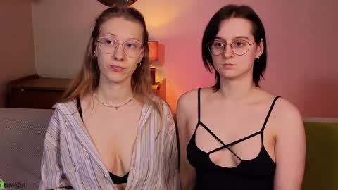 Snapshot of jitoon_exe chatting on 11, 1, 2025 Hey Guys We are Julia ginger  Tina brunette online show from 11, 1, 2025