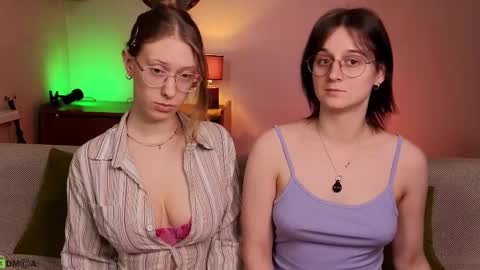 Snapshot of jitoon_exe chatting on 16, 2, 2025 Hey Guys We are Julia ginger  Tina brunette online show from 16, 2, 2025