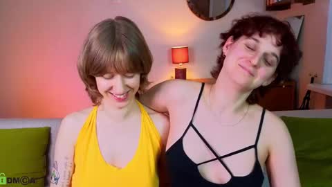 Snapshot of jitoon_exe chatting on 1, 11, 2025 Hey Guys We are Julia ginger Tina brunette online show from 1, 11, 2025