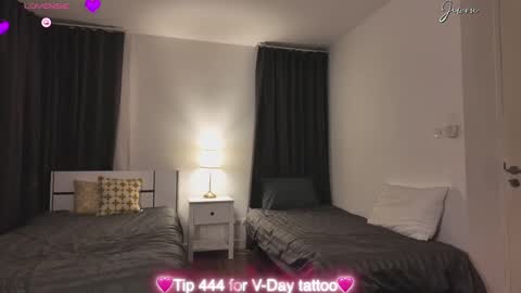 Snapshot of jiwon4u chatting on 16, 2, 2025 Jiwon online show from 16, 2, 2025