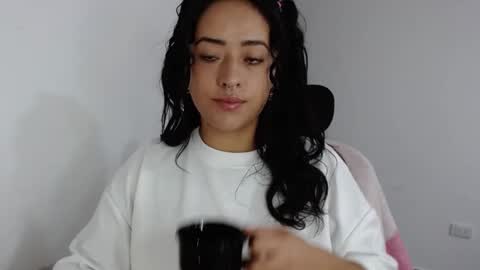 Snapshot of jjulietha95 chatting on 31, 1, 2025 Julieta online show from 31, 1, 2025