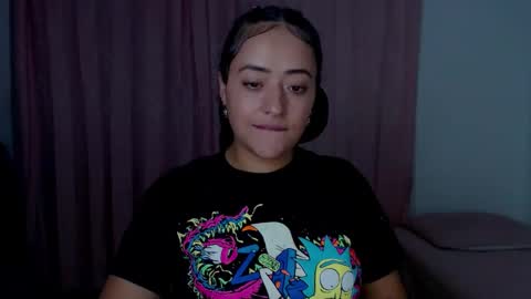 Snapshot of jjulietha95 chatting on 21, 2, 2025 Julieta online show from 21, 2, 2025