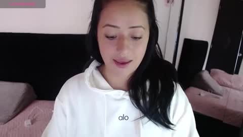 Snapshot of jjulietha95 chatting on 23, 10, 2025 Julieta online show from 23, 10, 2025