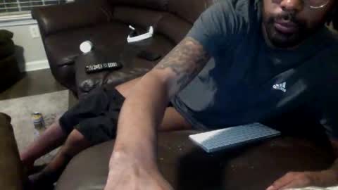 Snapshot of jmeaty5 chatting on 12, 1, 2025 jmeaty5 online show from 12, 1, 2025