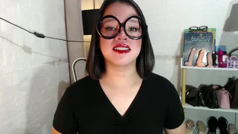 Joana online show from 10, 2, 2025