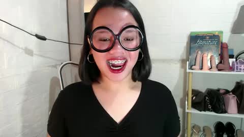 Joana online show from 12, 2, 2025