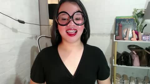 Joana online show from 6, 3, 2025