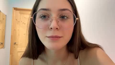 Adel online show from 21, 11, 2025