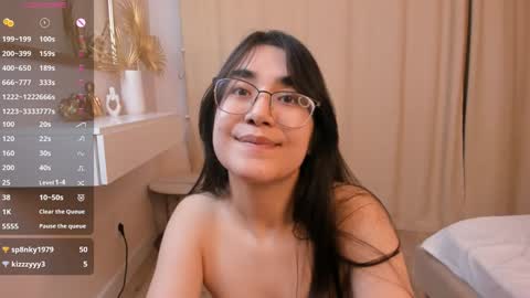 Mia online show from 17, 1, 2025