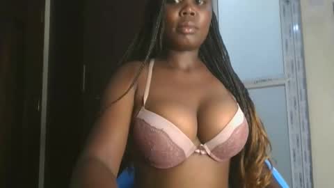 Snapshot of joankein_255 chatting on 16, 12, 2025 varl online show from 16, 12, 2025