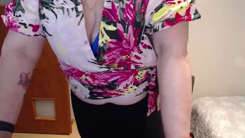 Joanna and Greg online show from 3, 3, 2025