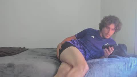 Snapshot of joaquin420_hot chatting on 20, 4, 2026 joaquin420_hot online show from 20, 4, 2026