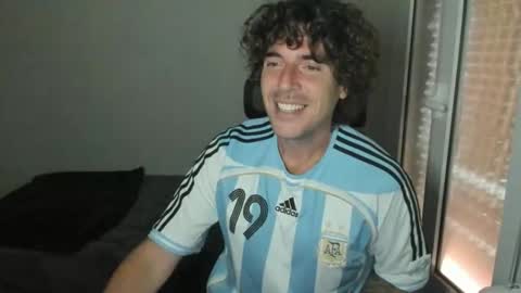 Snapshot of joaquin420_hot chatting on 24, 4, 2026 joaquin420_hot online show from 24, 4, 2026