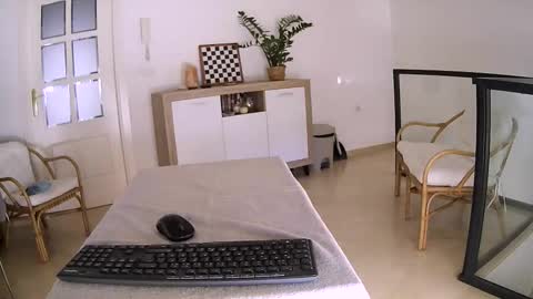 Snapshot of joc_bi_nice chatting on 23, 10, 2025 joc bi nice online show from 23, 10, 2025