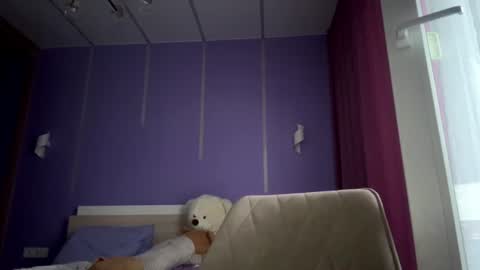 Lina online show from 10, 6, 2026
