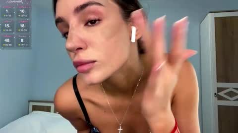 Nicole online show from 18, 12, 2025