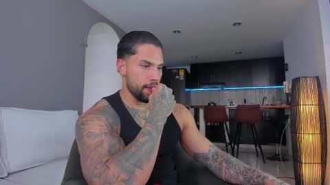 Snapshot of joe_esthetic chatting on 27, 3, 2026 joe_esthetic online show from 27, 3, 2026