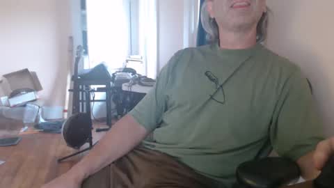 Snapshot of joebo7575 chatting on 24, 4, 2026 joebo7575 online show from 24, 4, 2026