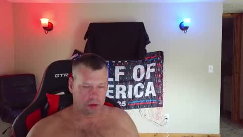 joejoe__ online show from 13, 7, 2026